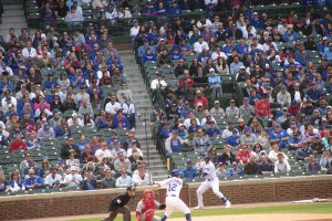 Kyle Schwarber up to bat - June 3, 2019