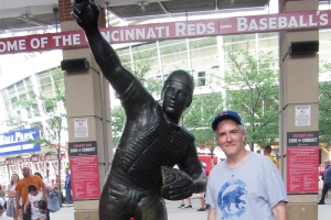 Johnny Bench statue