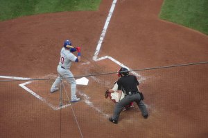 Wilson Contreras at bat - June 1, 2019